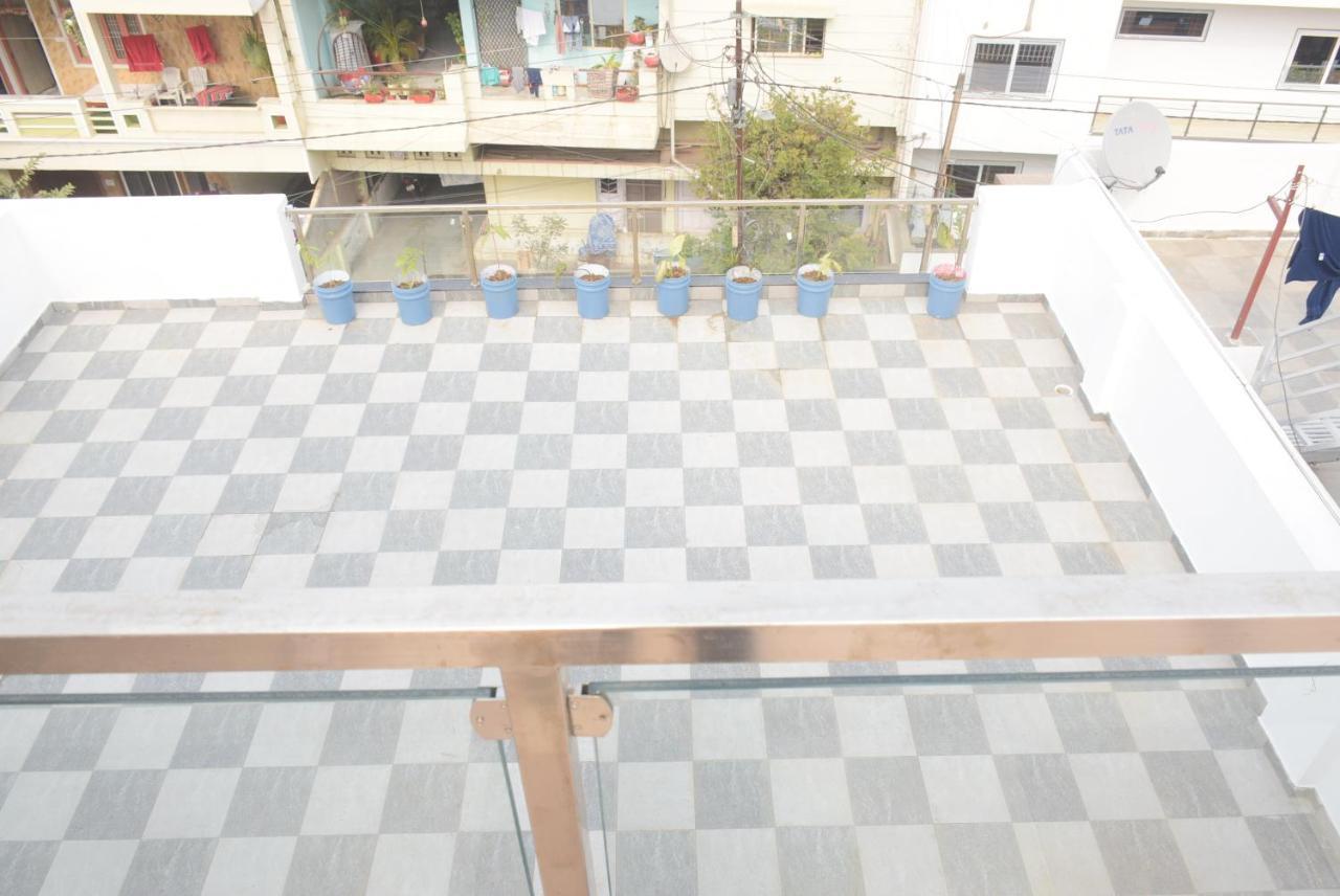 Bed and Breakfast The Autumn Leaves Bhopal Exterior foto